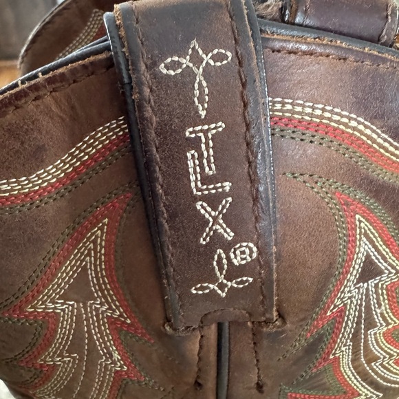 ARIAT TONY LAMA Cowboy Boots - Picture 5 of 10